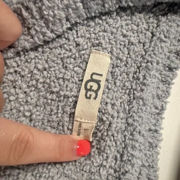 UGG Stars Sweater - Picture 3 of 4